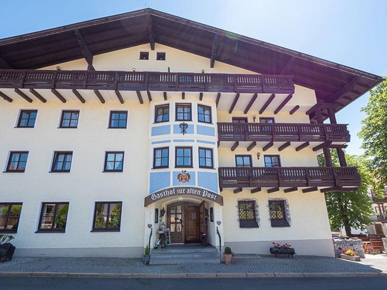 Gasthof Zur Alten Post Regen Luaran gambar