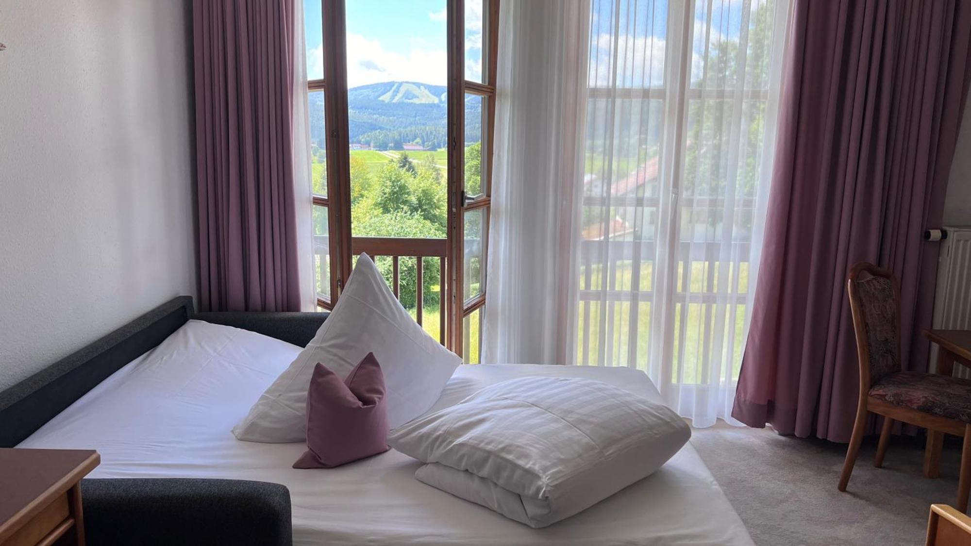 Gasthof Zur Alten Post Regen Luaran gambar